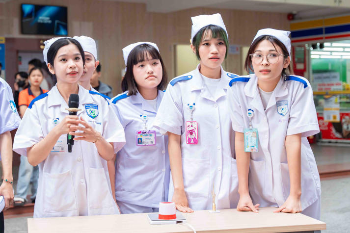 [Video] Sinh viên Khoa Điều dưỡng và Xét nghiệm rèn kỹ năng qua các hoạt động thực chiến 20