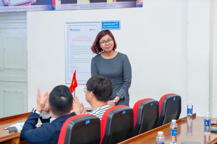 [Video] Viện Công nghệ Việt - Hàn HUTECH tổ chức lễ khai giảng, chính thức khởi động năm học mới 49