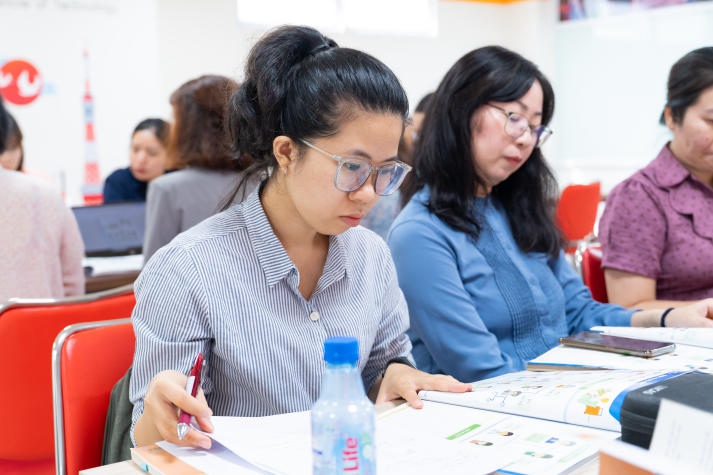 Viện Công nghệ Việt - Nhật HUTECH tổ chức tập huấn triển khai giờ học với giáo trình Marugoto 57