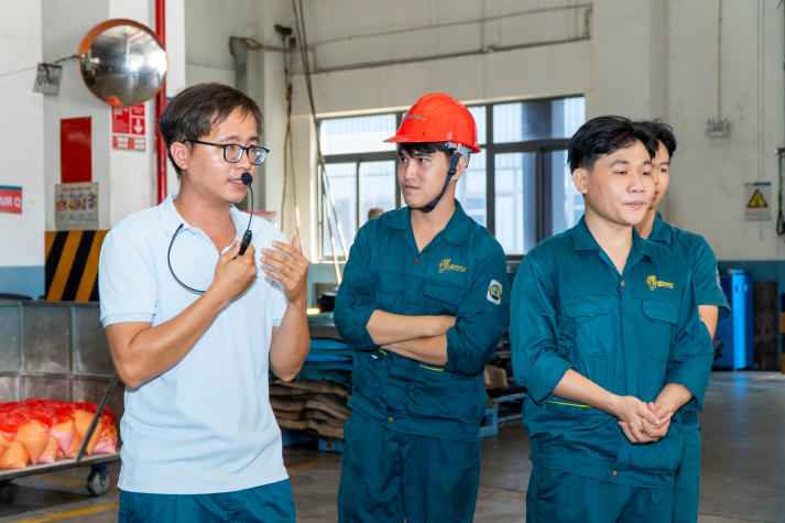 Tham quan Công ty TNHH Jinyu Tire (Việt Nam), sinh viên Khoa Trung Quốc học tìm hiểu môi trường làm việc thực tế 70