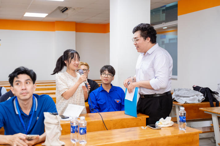 Buổi sinh hoạt CLB Huading Khoa Trung Quốc học: Sôi nổi, gắn kết, sáng tạo 39