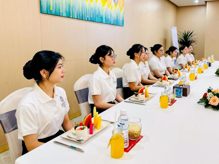[Ảnh] Học nghề giữa thực tế, HUTECH-ers sớm định hình tương lai 181