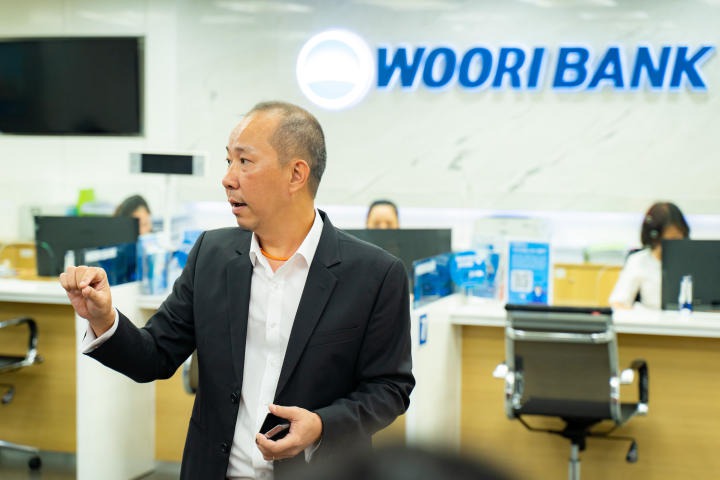 Sinh viên ngành Tài chính - Ngân hàng tham quan Woori Bank - Việt Nam 28