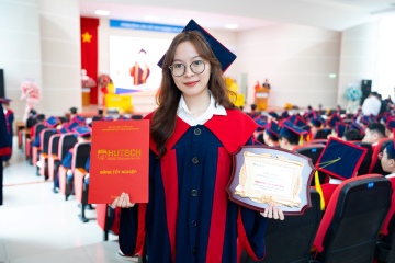 [Video] Tân Cử nhân, Kỹ sư Viện Công nghệ Việt - Nhật HUTECH tốt nghiệp trong niềm hân hoan và xúc động 107