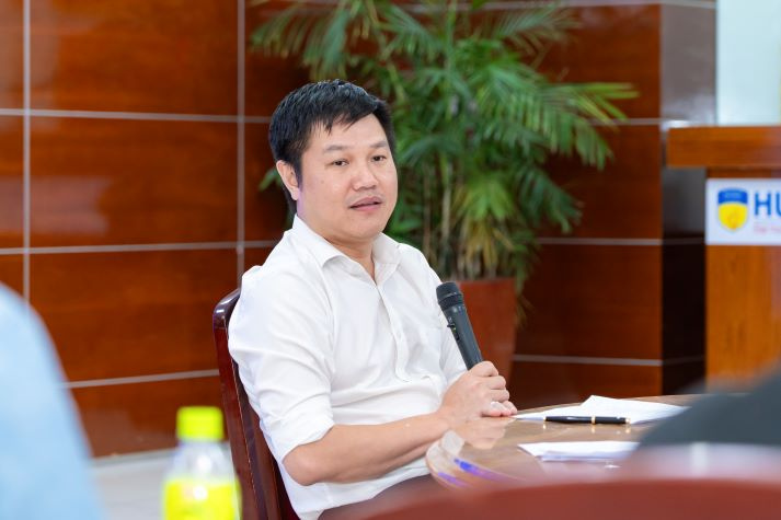 Ban Tổ chức HUTECH's Got Talent 2026 gặp mặt Top 17 thí sinh vòng Chung kết 27