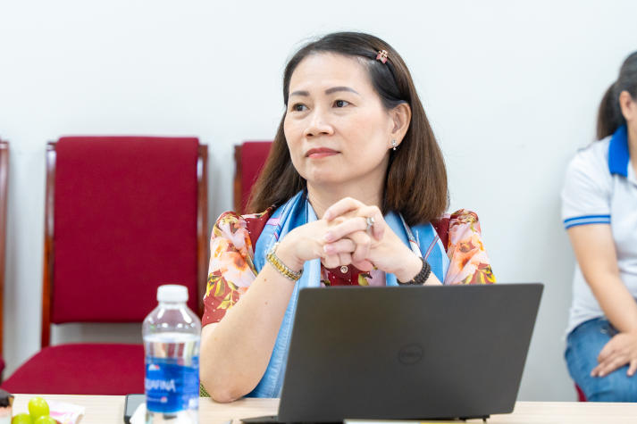 Luận án Tiến sĩ ngành Quản trị kinh doanh làm rõ động lực ứng dụng công nghệ trong doanh nghiệp bán lẻ 16
