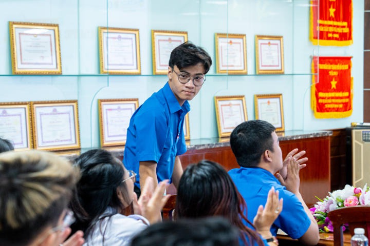 Sinh viên Khoa Luật HUTECH xuất sắc đạt ngôi vị Quán quân cuộc thi Olympic Pháp luật lần thứ 8 14