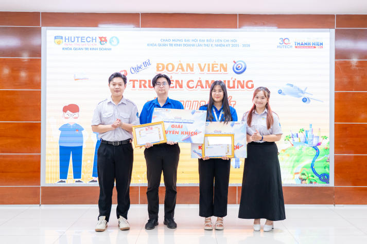 Đoàn viên thời đại số: Sinh viên Khoa Quản trị kinh doanh tỏa sáng trong hành trình truyền cảm hứng 166