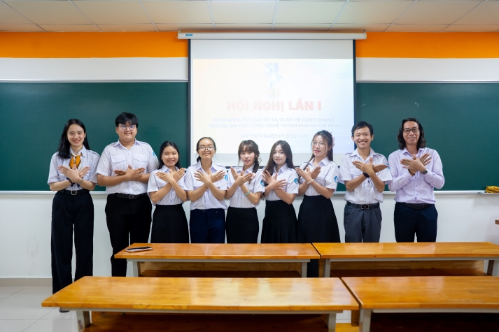 Thắp lửa nhiệm kỳ mới, Liên Chi hội Khoa Khoa học Xã hội và Quan hệ Công chúng sẵn sàng bứt phá 69