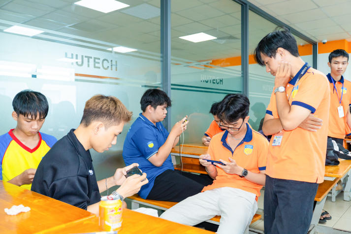 Khai mạc HUTECH Esports 2026: Sân chơi thể thao điện tử quy tụ sinh viên đam mê công nghệ 37