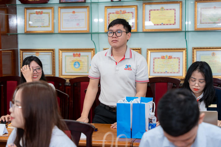 [Video] “Gắn kết để lan tỏa tri thức”: HUTECH chào đón những người đồng hành mới 30