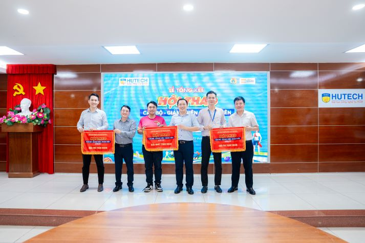 [Hội thao CB-GV-NV 2026] HUTECH khép lại mùa Hội thao 2026 bằng tinh thần đoàn kết và nhiệt huyết 141