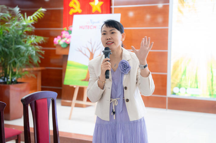 Tập huấn “Người HUTECH - Trắc ẩn với chính mình”: Nuôi dưỡng sức mạnh tinh thần 60