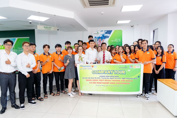 [Hướng nghiệp 2026] Hành vi tài chính thay đổi, cơ hội mới cho thế hệ trẻ theo đuổi ngành Tài chính - Ngân hàng 39