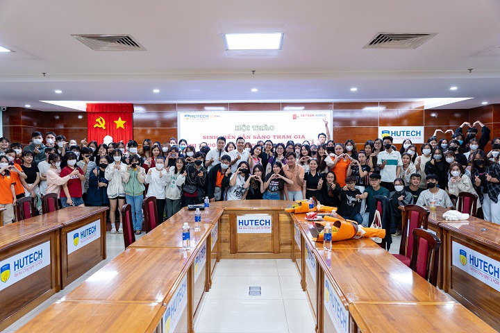 Sinh viên VKIT mở rộng góc nhìn về thị trường lao động trong kỷ nguyên số 116