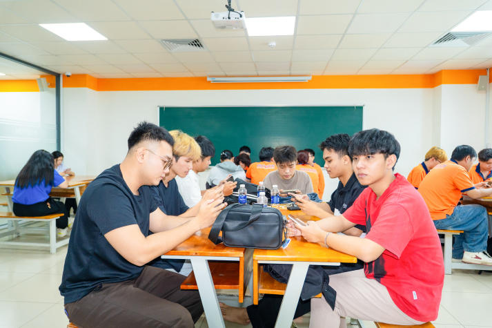 Khai mạc HUTECH Esports 2026: Sân chơi thể thao điện tử quy tụ sinh viên đam mê công nghệ 26