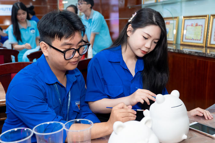 Tuổi trẻ Khoa Điều dưỡng - Kỹ thuật y học góp nhặt yêu thương, lan tỏa tinh thần sẻ chia 95