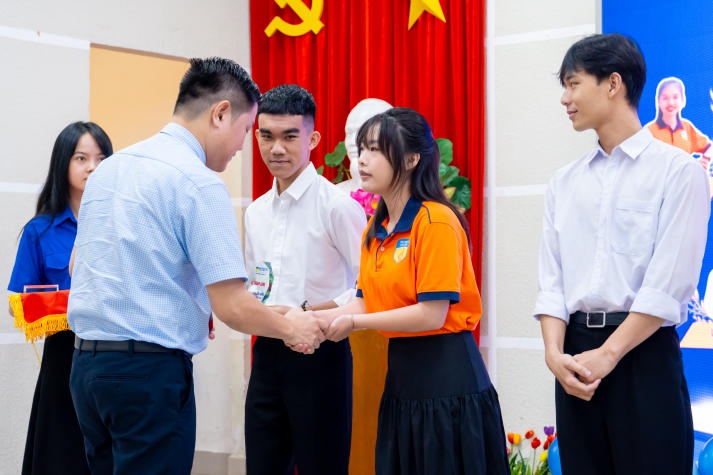 Khoa Tài chính - Thương mại tổng kết nhiều thành tích vượt trội trong năm học 2023-2024 23