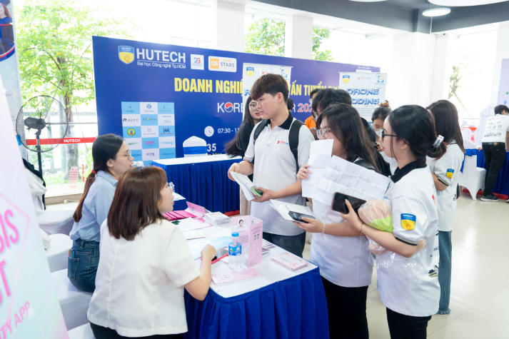 HUTECH-ers sẵn sàng chạm cơ hội việc làm, kết nối văn hóa tại Ngày hội văn hóa và tuyển dụng Việt - Hàn 2025 vào 15/5 tới 60