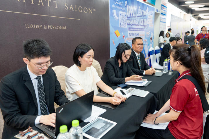 Khởi đầu tại HUTECH, tốt nghiệp tại đại học Top 100 thế giới cùng chương trình chuyển  tiếp Đại học Auckland (New Zealand) 103