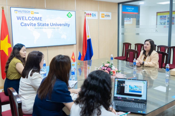 HUTECH thảo luận các chương trình hợp tác cùng Cavite State University (Philippines) 38