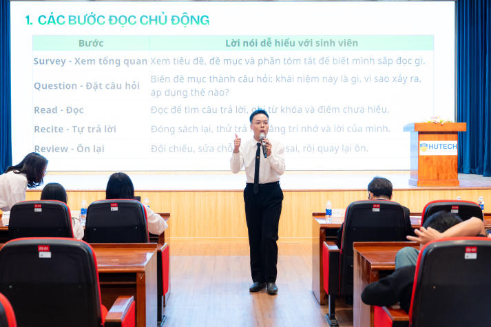 Ghi chép khoa học, đọc hiểu chủ động - Sinh viên Quản trị kinh doanh khám phá bí quyết học tập hiệu quả 37