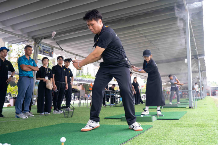 [Video] Bước vào thế giới Golf: Trải nghiệm thực tế đắt giá của sinh viên Quản trị sự kiện 75