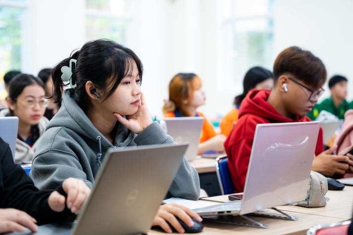Tư duy khoa học từ con số: Sinh viên Viện Khoa học Ứng dụng trang bị kỹ năng nghiên cứu khoa học 76