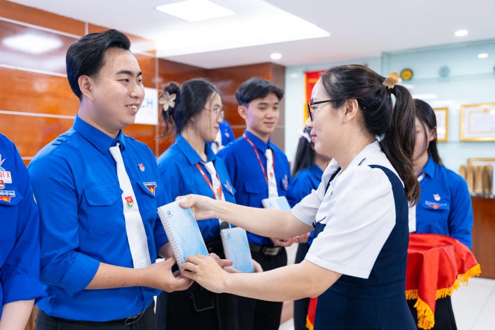 Căng tràn nhiệt huyết tại Đại hội Đại biểu Đoàn TNCS Hồ Chí Minh lần thứ IV của Viện Đào tạo Quốc tế HUTECH 203