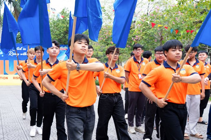 Viện Kỹ thuật phát động cao điểm tình nguyện, chung tay xây dựng môi trường xanh - sạch - đẹp 37