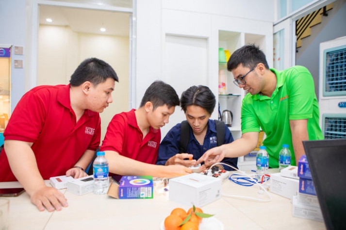 [Video] Trầm trồ trước loạt tips học “10 điểm chất lượng” của Gen Z HUTECH 120