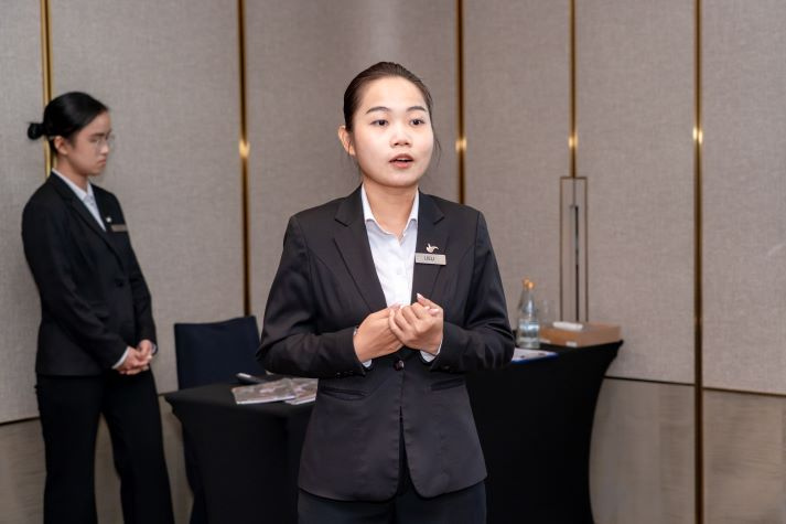 Khám phá dấu ấn dịch vụ tại Autograph Collection, sinh viên HUTECH chuẩn bị hành trang nghề khách sạn 46