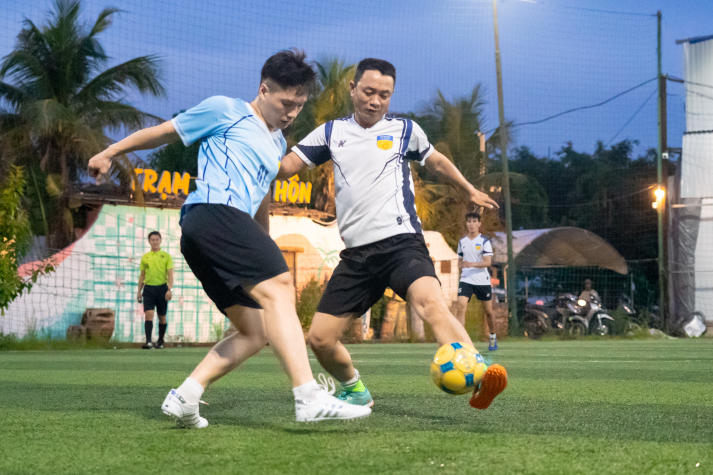 [Hội thao CB-GV-NV 2026] Mưa bàn thắng tại Thanh Đa, đường đua Bóng đá nam vòng bảng tăng nhiệt 27