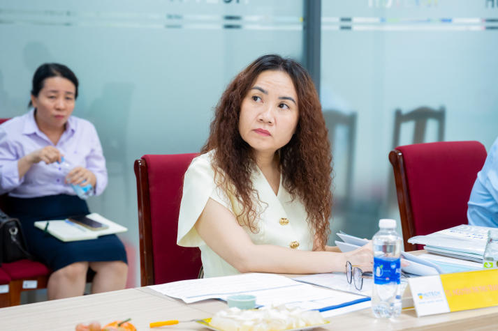 Bảo vệ luận văn/đề án Thạc sĩ Luật kinh tế tại HUTECH: Khẳng định chiều sâu đào tạo Sau đại học 93