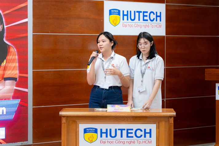 Kịch tính vòng Chung kết VJIT Skill Up 2025 với nhiều tranh biện sắc sảo 48