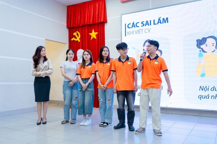 Sinh viên HUTECH trang bị kỹ năng, sẵn sàng “săn việc” tại ngày hội tuyển dụng HUTECH Career Day 2024 60