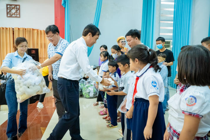“Cho đi là còn mãi”: Cơ hội gắn kết và lan tỏa yêu thương cho cộng đồng cựu sinh viên HUTECH vào 21/6 tới 68