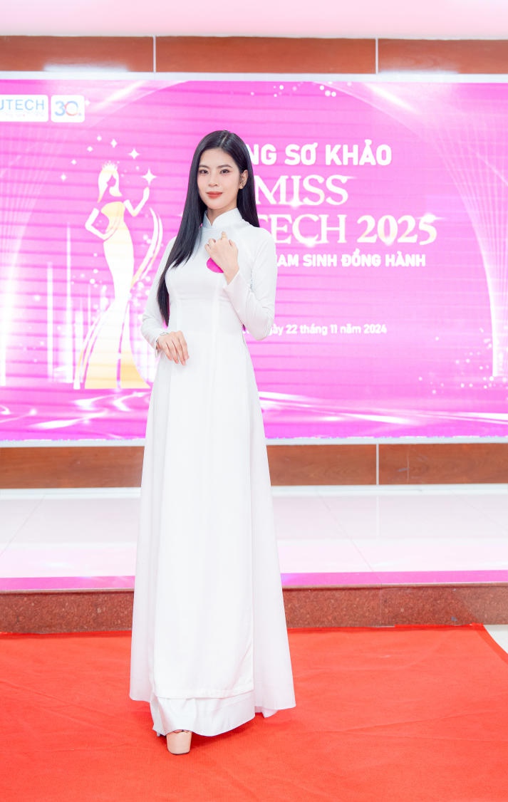 Vòng Sơ khảo Miss HUTECH 2025: Lộ diện nhiều gương mặt nổi bật 98