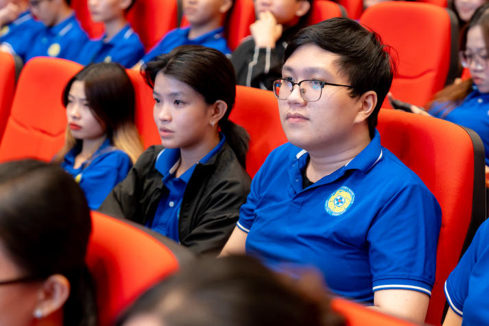 Sinh viên Thú y tự tin khẳng định lựa chọn nghề nghiệp tại “Tôi là bác sĩ Thú y” 15