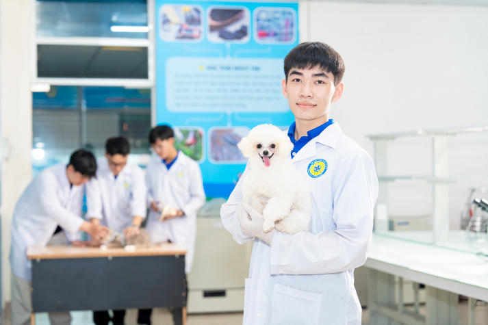 HUTECH tiên phong đào tạo chuyên ngành Chăm sóc thẩm mỹ thú cưng tại Việt Nam 9