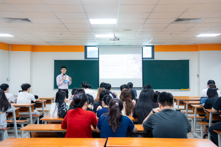 Sinh viên Ngôn ngữ Anh tìm lợi thế riêng trong lĩnh vực Marketing 4