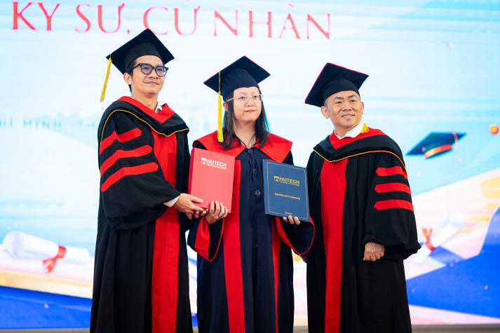 Hoa khôi Sinh viên Thế giới 2019 Nguyễn Thị Thanh Khoa dự định sẽ học tiếp thạc sĩ tại HUTECH 158