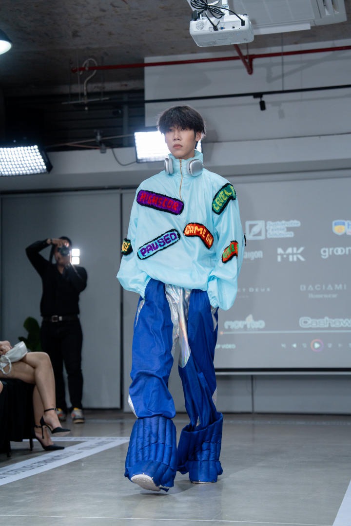 Sinh viên HUTECH trình diễn các bộ sưu tập thời trang độc đáo tại fashion show "SCOOP by MODA" 123