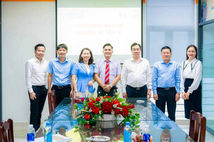 Nghiên cứu sinh ngành Quản trị kinh doanh HUTECH bảo vệ chuyên đề luận án tiến sĩ 93