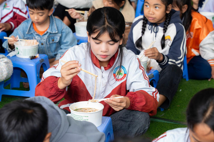 Chương trình thiện nguyện "Trăng sáng LangBiang" mang Trung thu ấm áp đến trẻ em vùng cao 89
