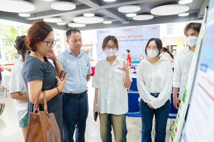 Nhiều giải pháp của sinh viên HUTECH được đánh giá cao tại phiên công bố Poster “Ý tưởng đổi mới sáng tạo 2023” 78