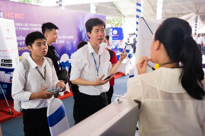 "Cơn mưa” việc làm cho sinh viên Kỹ thuật - Công nghệ tại HUTECH TECHSHOW 2024 vào 17/8 tới 48