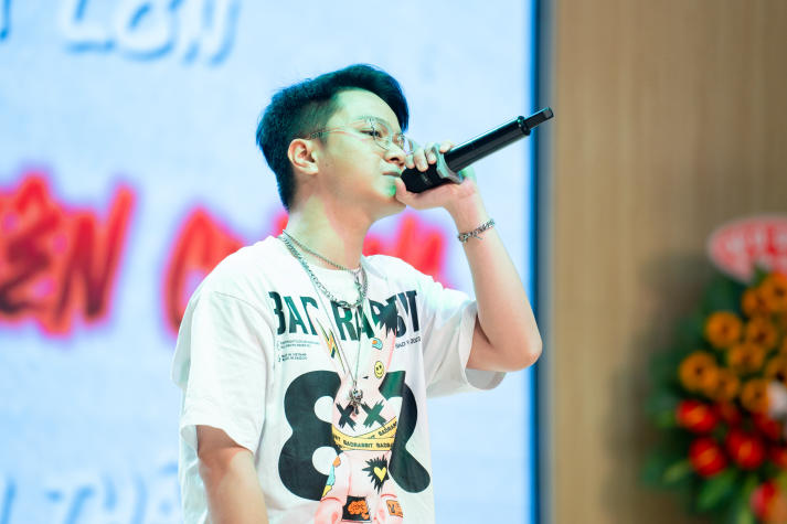 Khởi động thanh xuân: CLB - Đội - Nhóm HUTECH sẵn sàng chào đón tân binh nhập hội 231