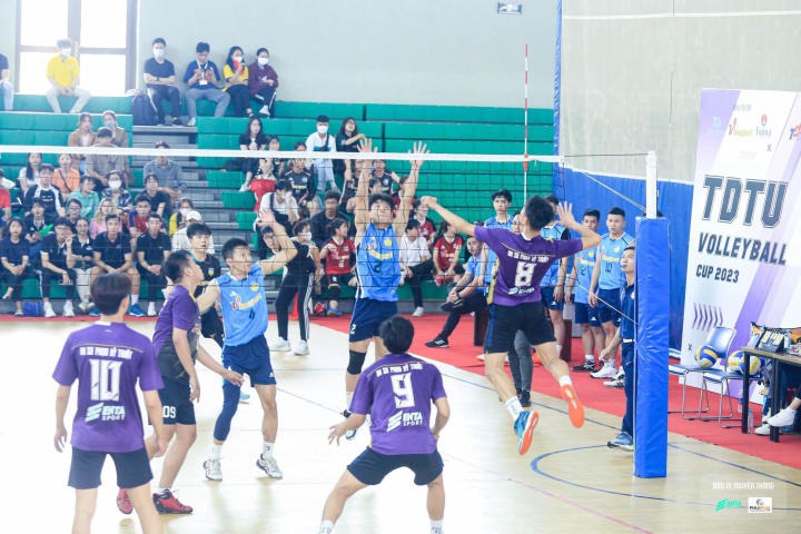 HUTECH đoạt Cúp vô địch “Giải bóng chuyền Trường Đại học Tôn Đức Thắng mở rộng 2023” - TDTU Volleyball Cup 2023 32