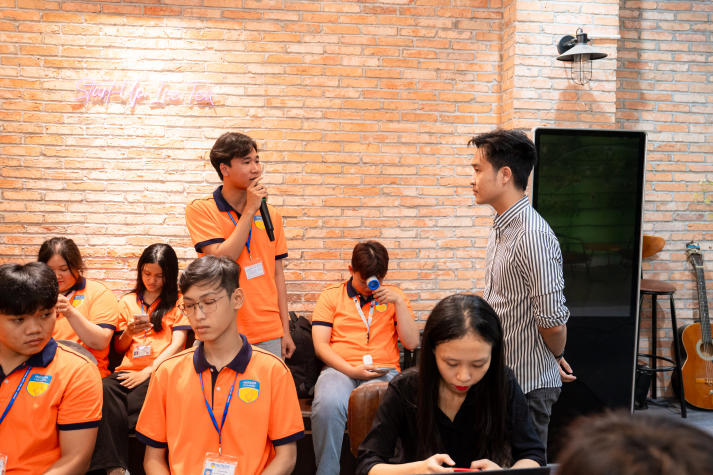 Sinh viên VKIT trải nghiệm không gian sáng tạo, học hỏi chiến lược marketing tại Tmark 23